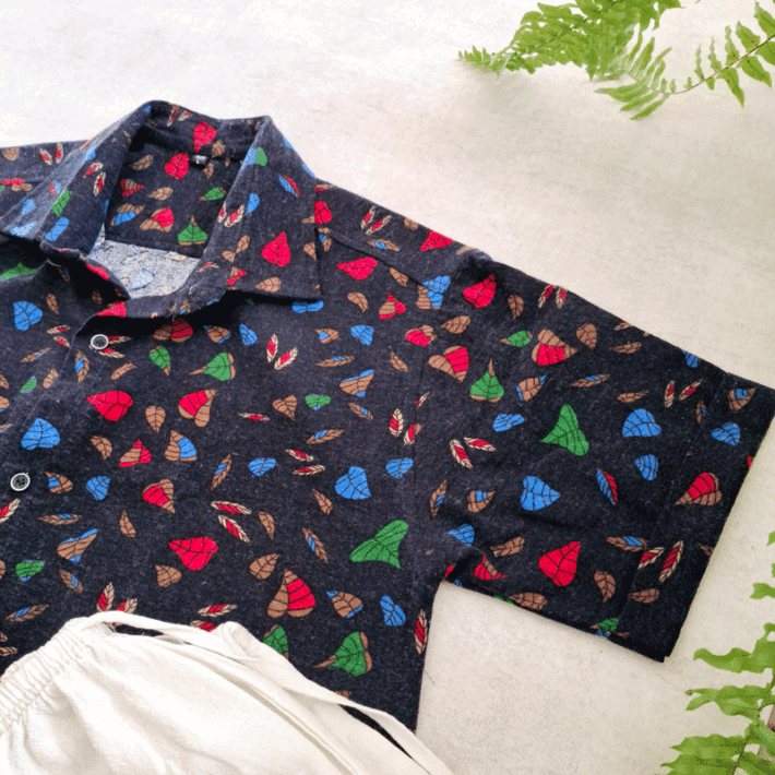 پیراهن مردانه لینن سرمه ای برگ