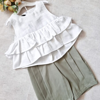 ست تاپ دوطبقه و شلوارک پیله‌دار کتان